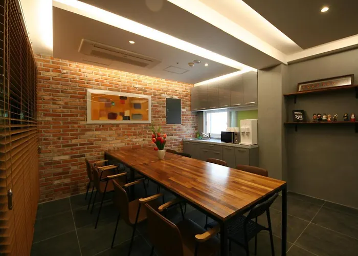 Anam House *